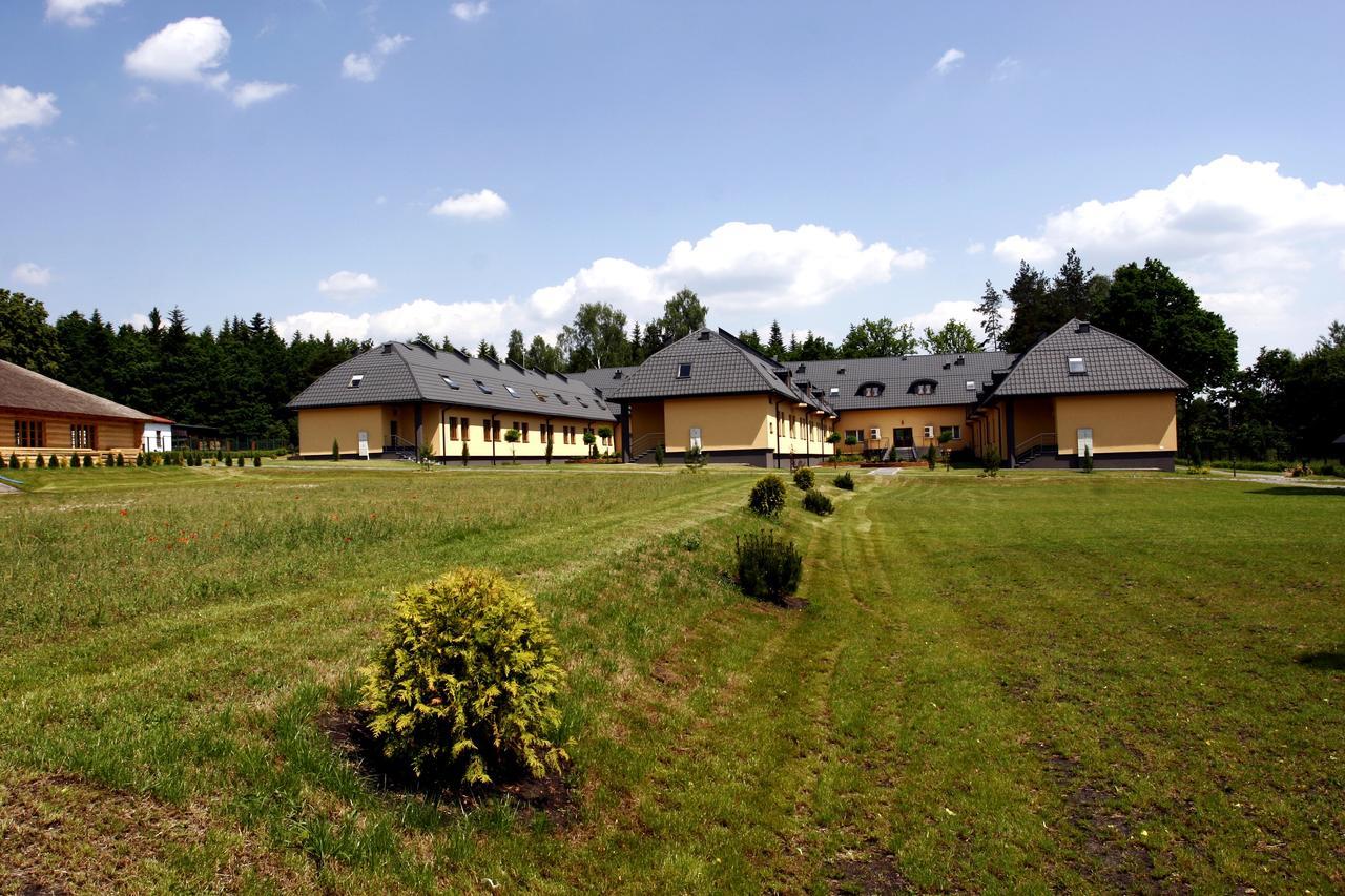 Hotel Paradiso Suchedniów Exterior foto